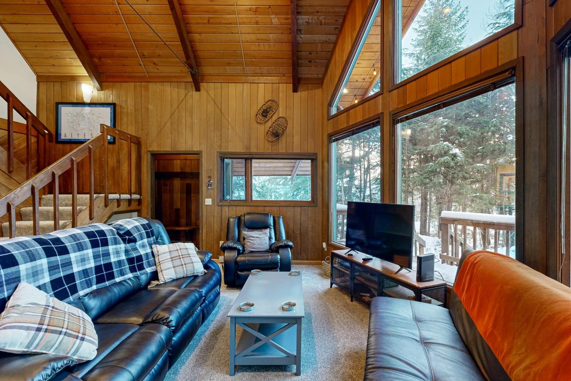 Kelly'S Chalet Гърдууд Екстериор снимка